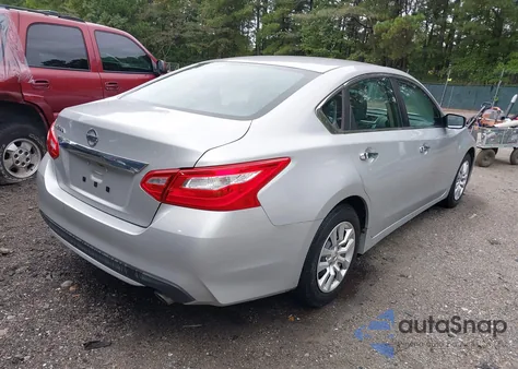 2016 Nissan Altima 2.5/2.5 S/2.5 Sl/2.5 Sr/2.5 Sv z USA, uszkodzony, nr VIN 1N4AL3AP5GN389097